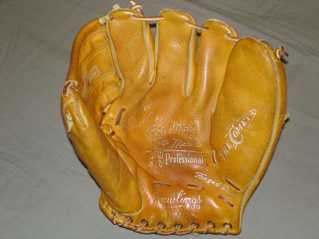Mickey Mantle Rawlings MM6 Front